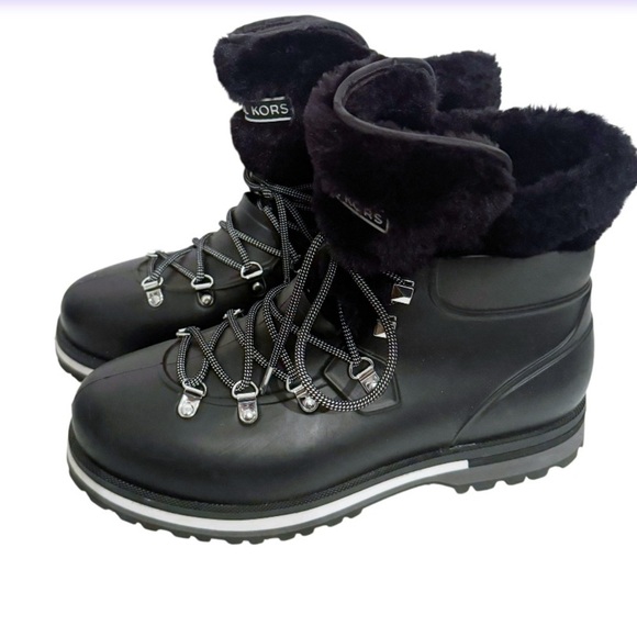 Michael Kors Black Lanis PVC & Faux Fur Rain Boot Sz 9 Reflective Laces - Picture 3 of 16